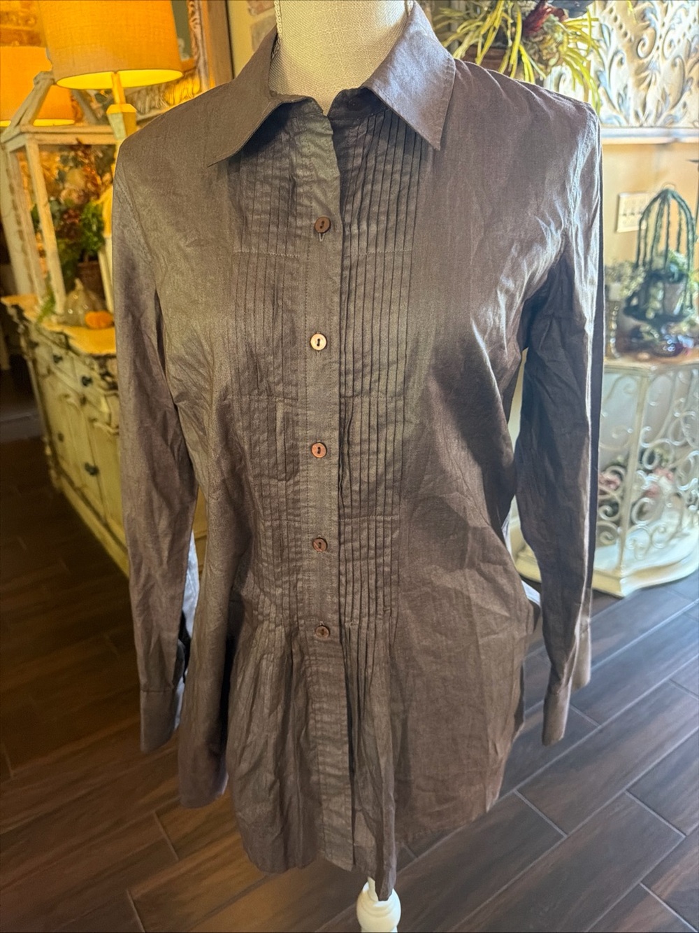 Chicos Brown SHIMMER Button-Up Cotton Shirt Size 1 Long Sleeve Womens 8/10